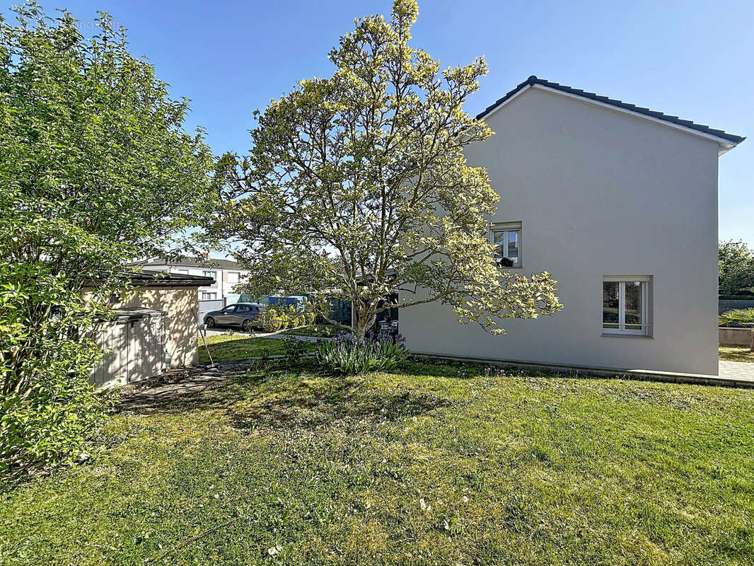 Maison à GUENANGE