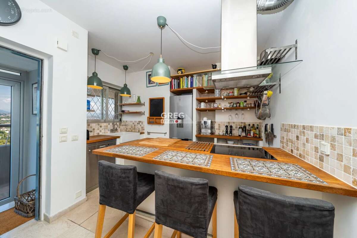 Appartement à VILLENEUVE-LOUBET