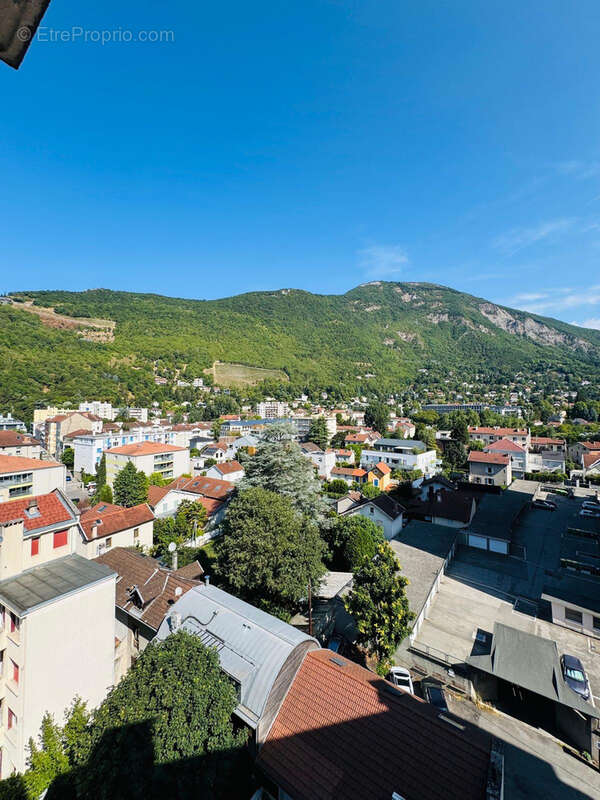 Grenoble Île verte magnifique T3 53 m2 vues magnifiques. - photo 7