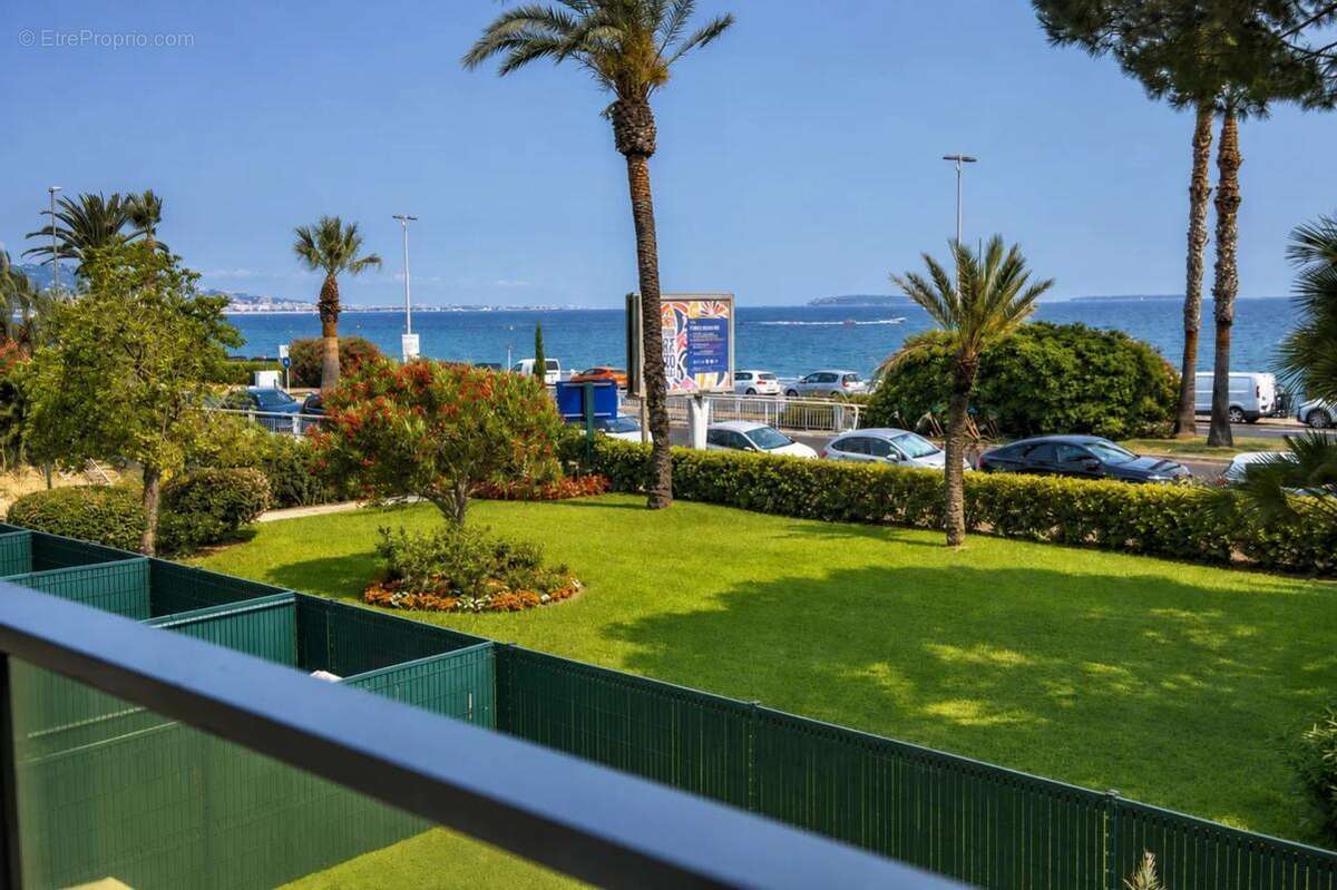 Appartement 2 pièces de 28 m² situé à Cannes - photo 4