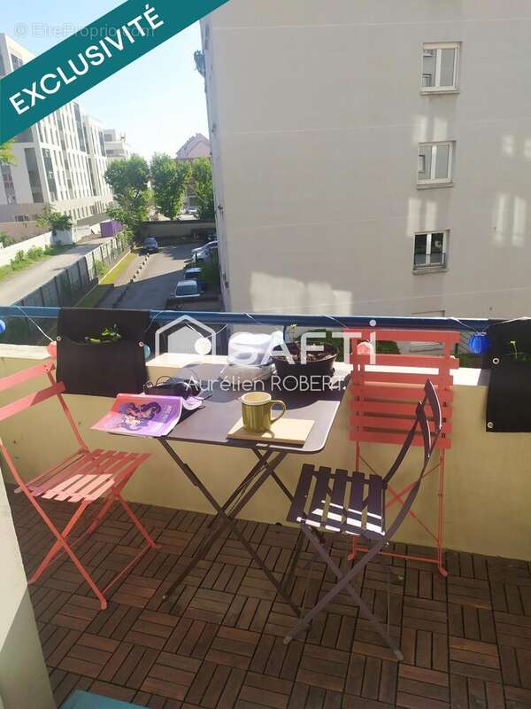 Photo 2 - Appartement à LYON-8E