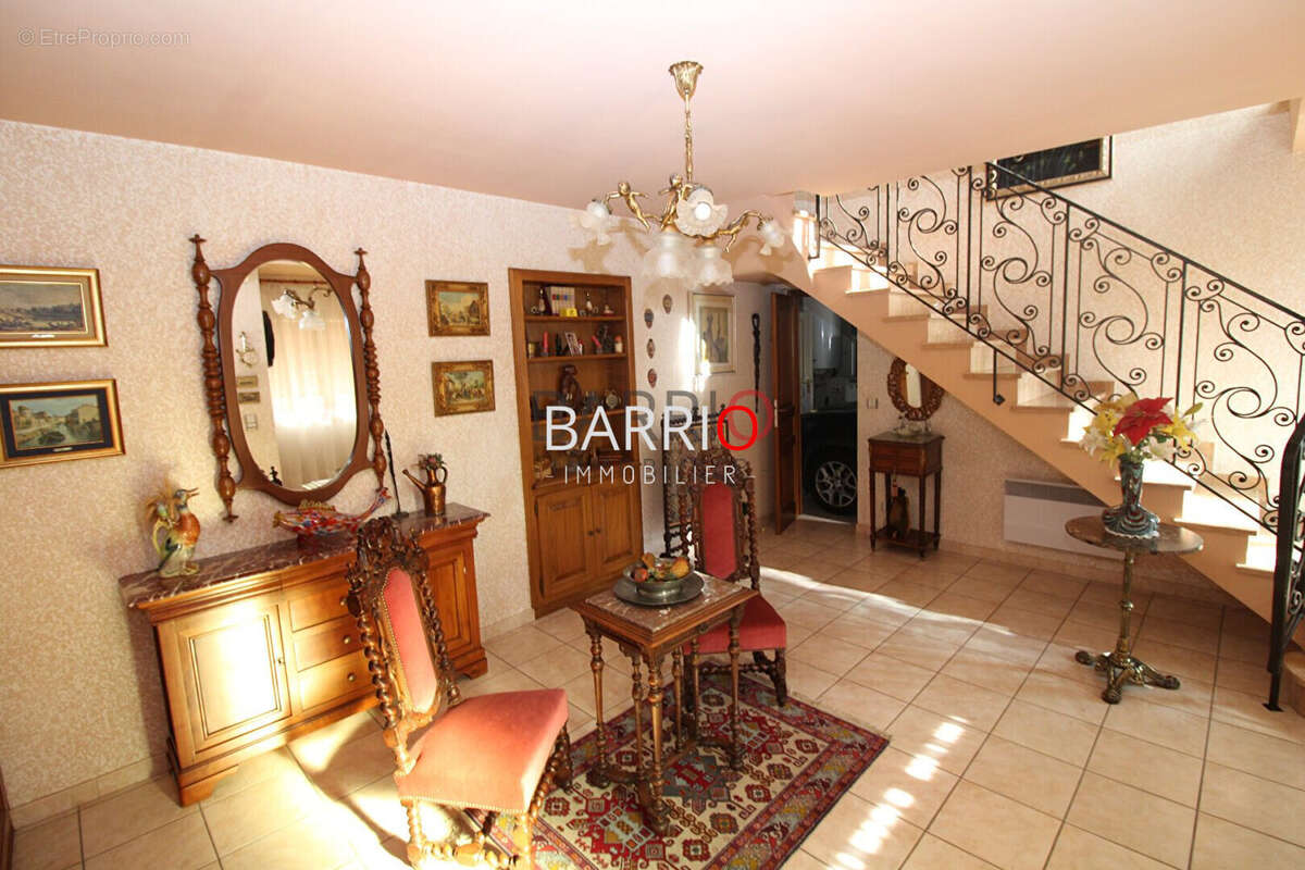 Maison à SAINT-CYPRIEN