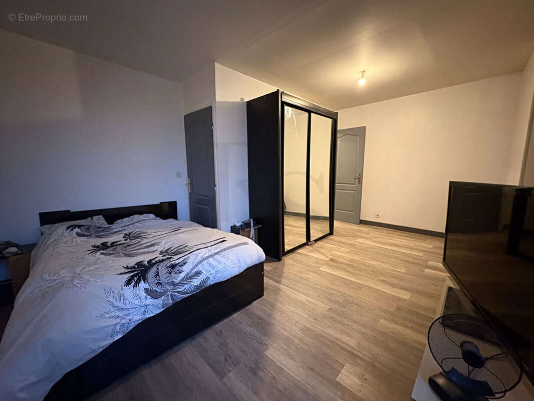 Maison à SAINTE-HONORINE-LA-CHARDONNE