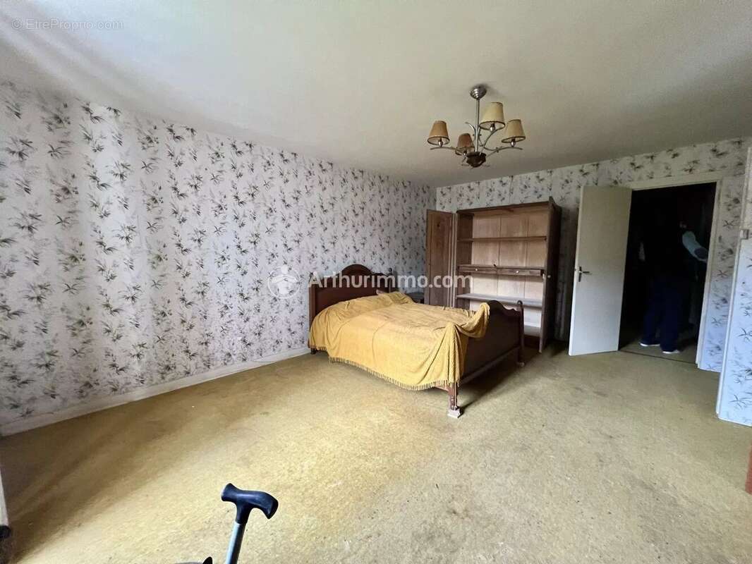 Maison à SAINT-HILAIRE-DE-VILLEFRANCHE