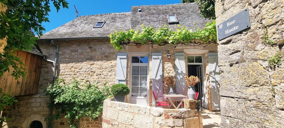Photo 1 - Maison à TURENNE