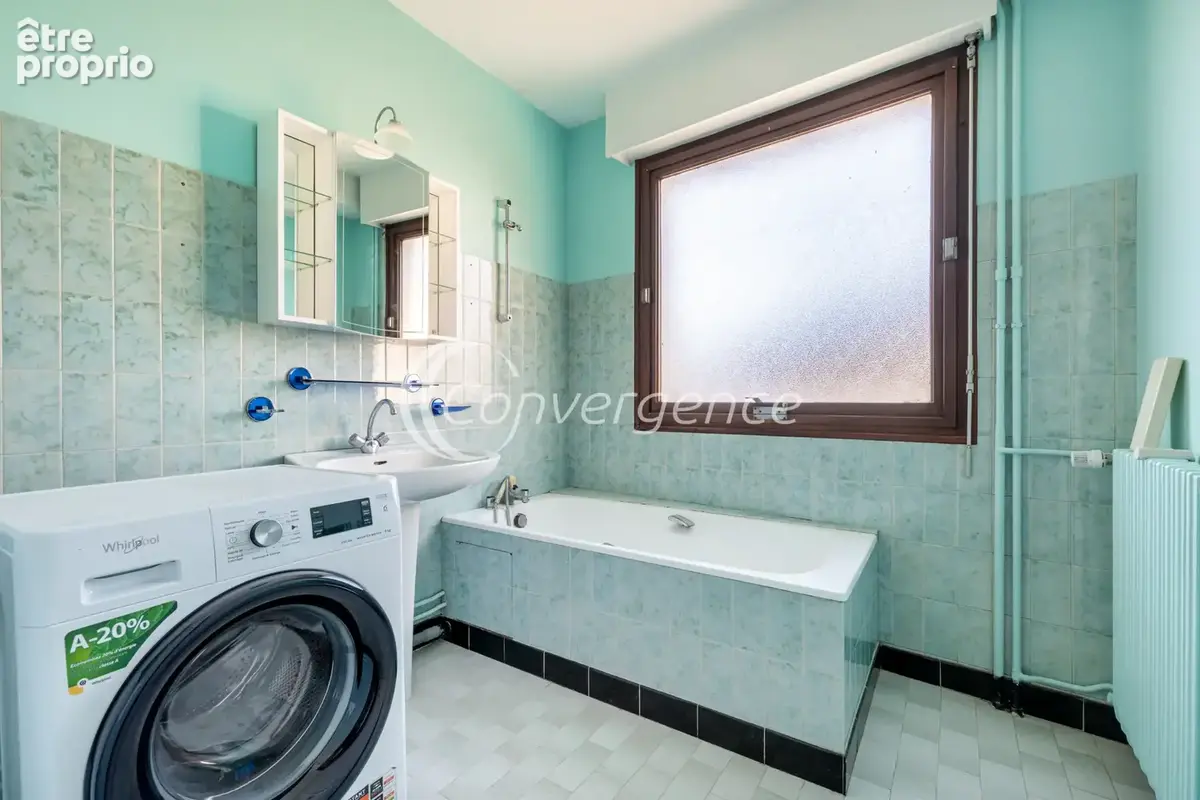 Appartement en hyper centre - Vue sur la Cathédrale - photo 9