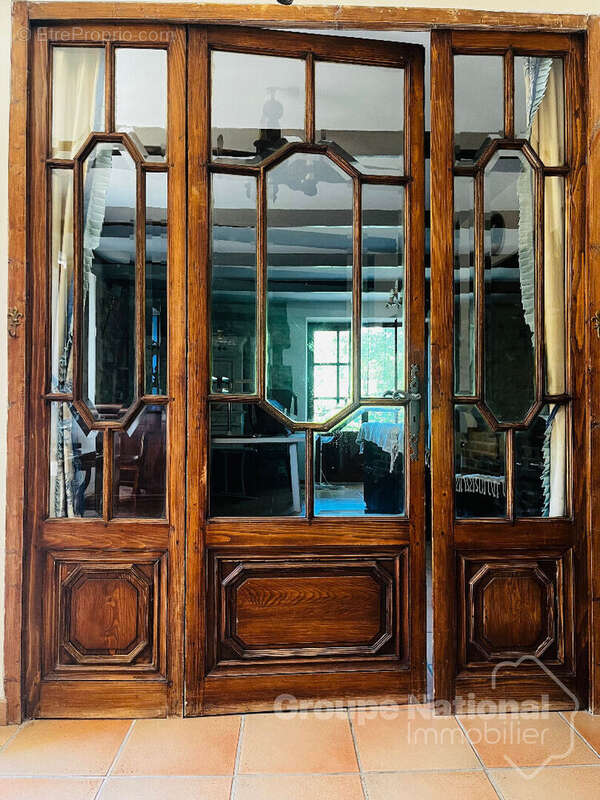 Maison à SAINT-JULIEN-DE-PEYROLAS