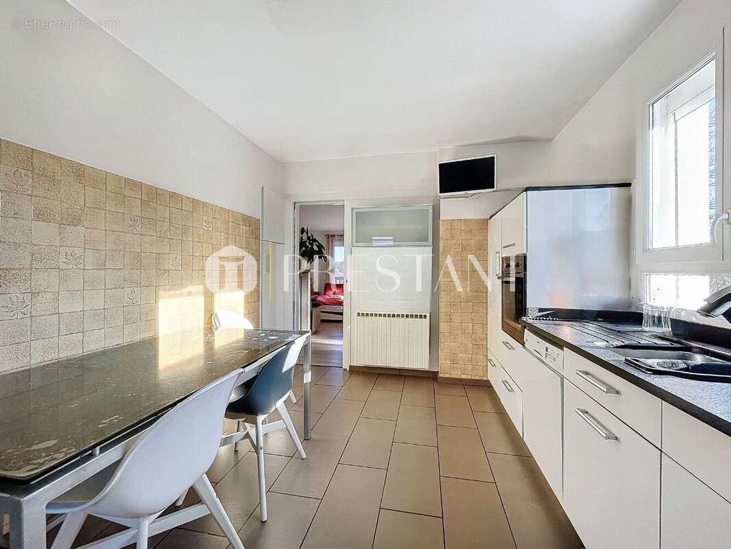 Maison à BASSUSSARRY