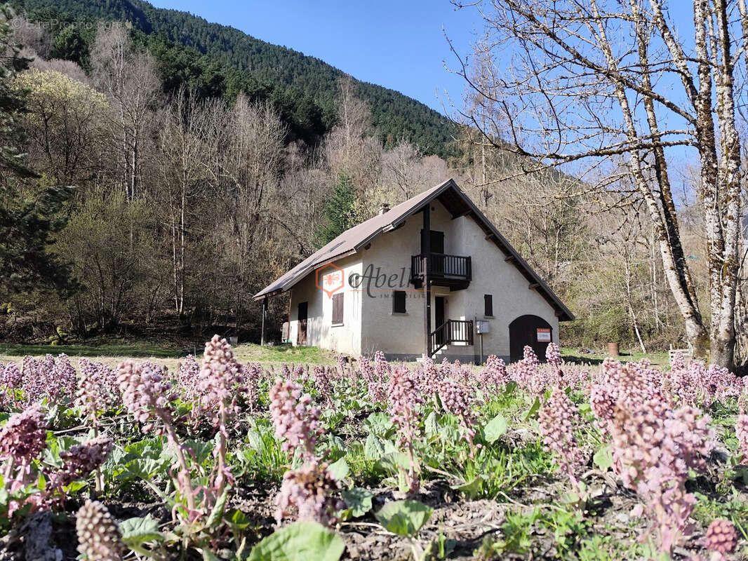 Maison à LA CHAPELLE-EN-VALGAUDEMAR