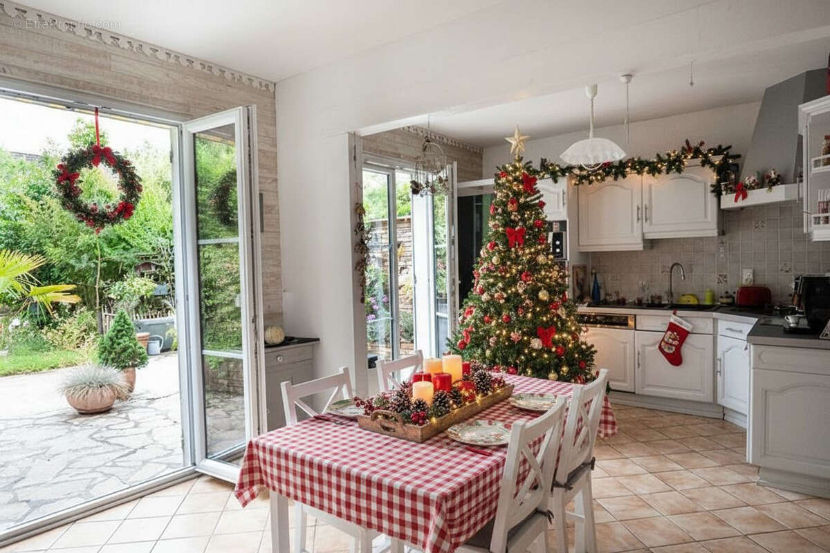 Maison à BRY-SUR-MARNE