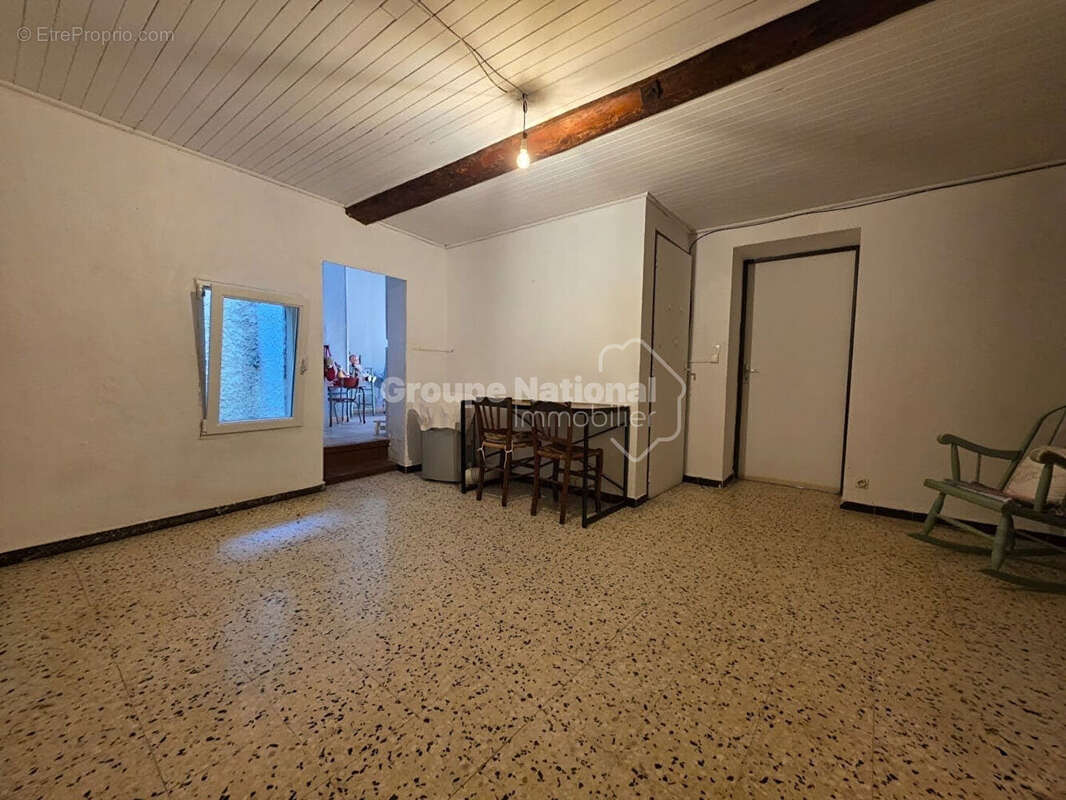 Exclusivité - Maison de ville - Charme et potentiel - photo 12