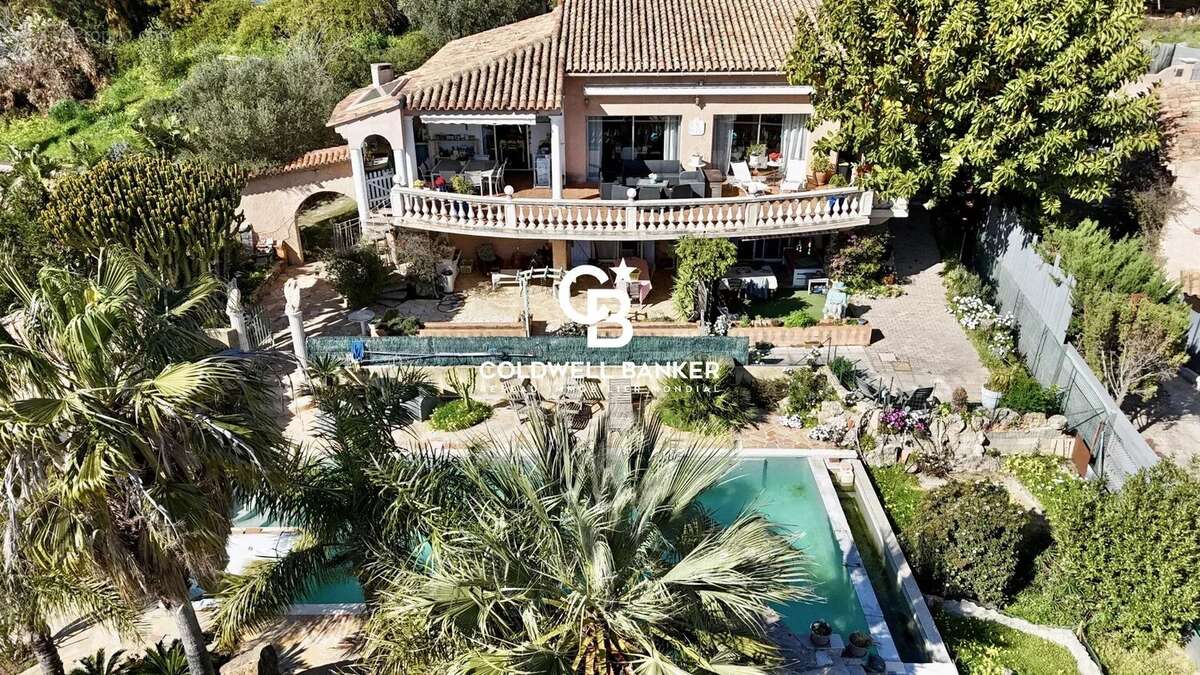 Maison à CAVALAIRE-SUR-MER
