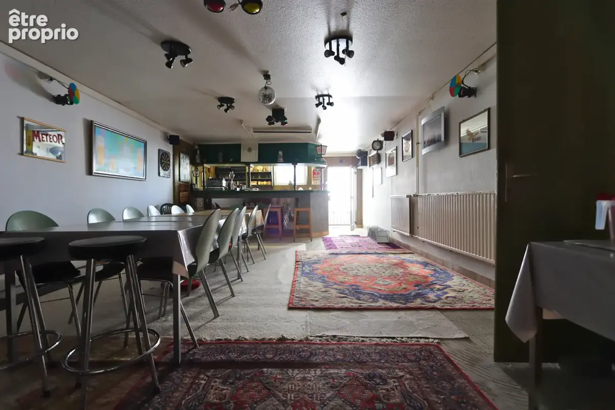 Immeuble de 1309m2 sur 21 ares - photo 10