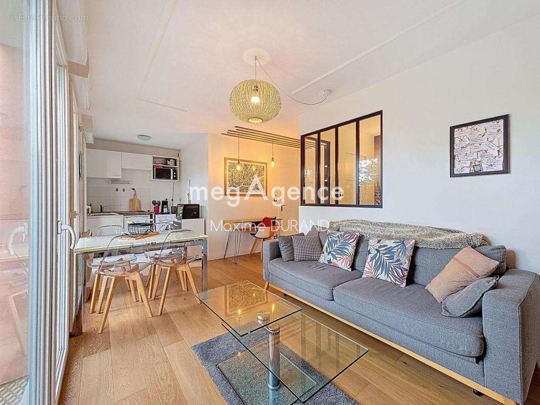 Appartement à SAINT-SEBASTIEN-SUR-LOIRE