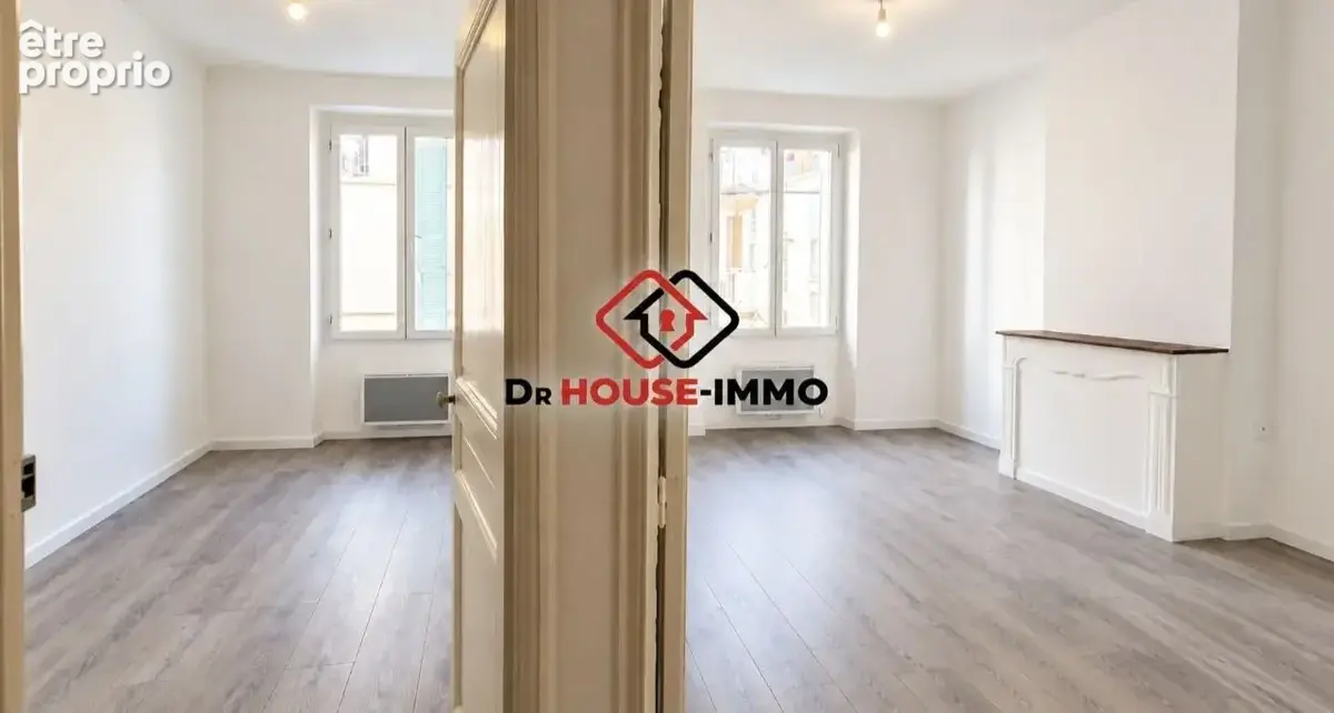 Appartement 3 pièces 60 m² à vendre à Toulon (83200) - photo 2