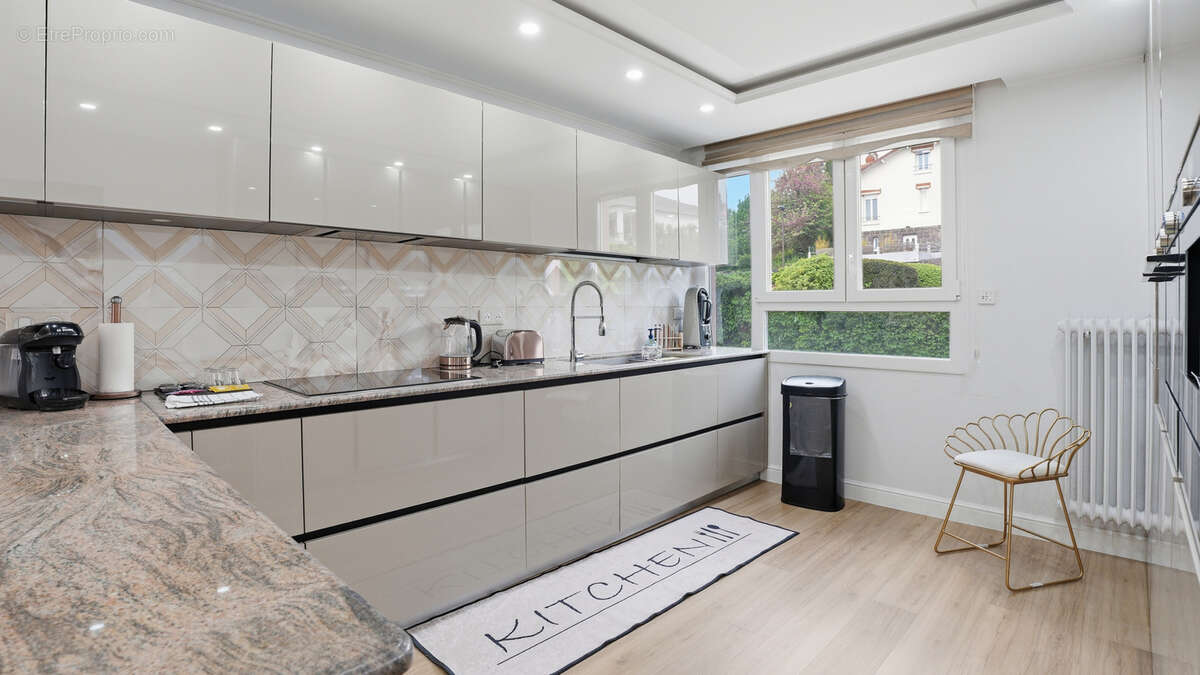 Appartement à CHAMALIERES