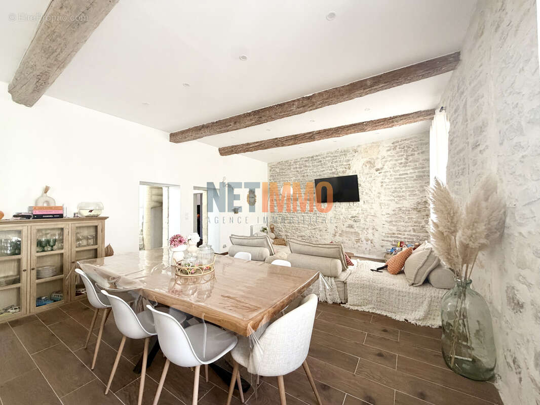 Maison de caractere centre calvisson - photo 4