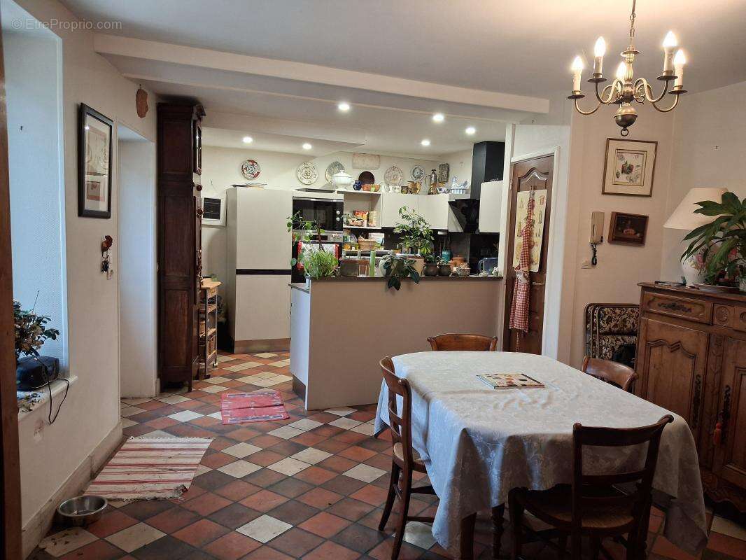 Maison à LA CHARITE-SUR-LOIRE