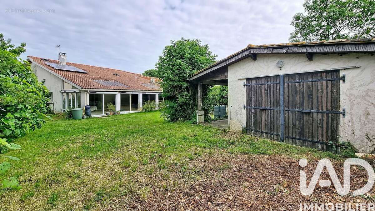 Photo 3 - Maison à SAINT-DIZANT-DU-GUA