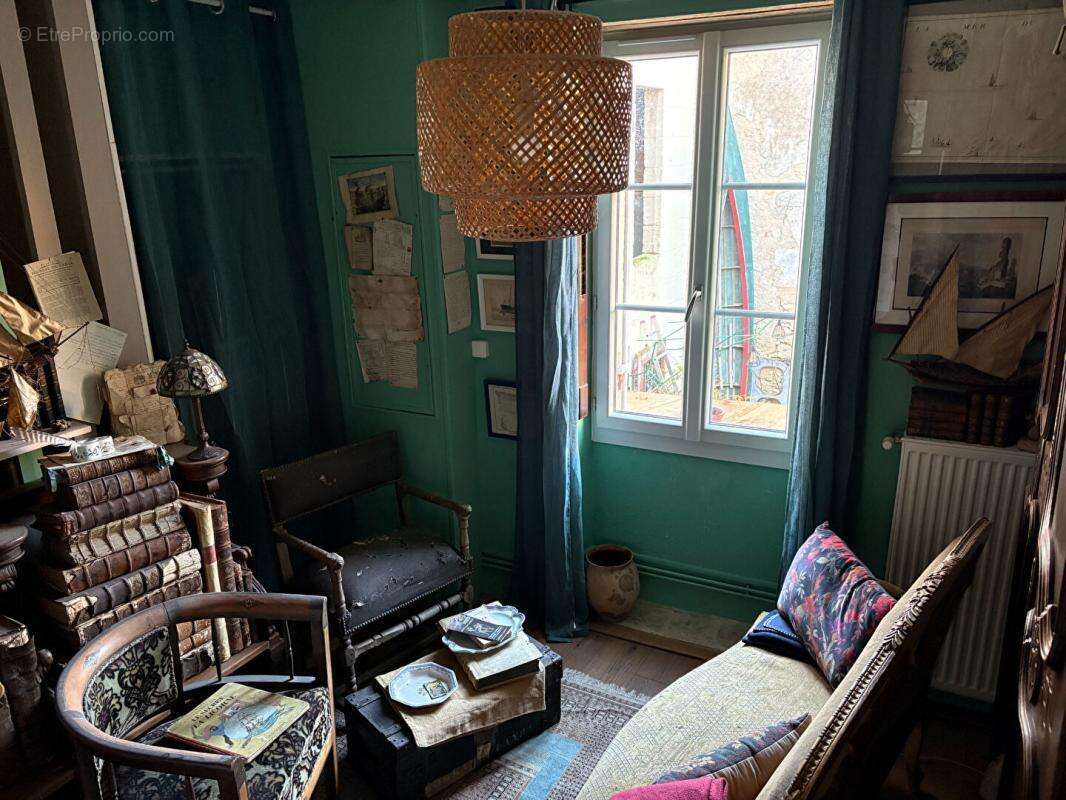 Maison à VILLEFRANCHE-DE-LONCHAT