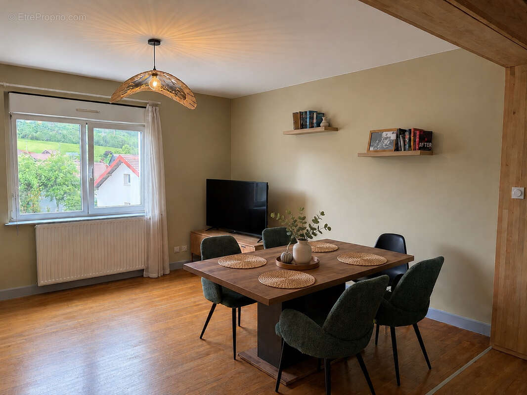 Appartement environ 82 m2 avec 2 chambres à PONTARLIER - photo 4