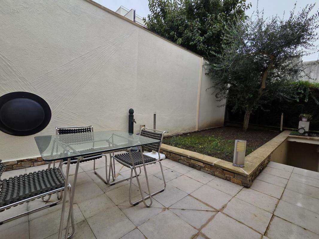 Maison 121 m² à Suresnes  - photo 19