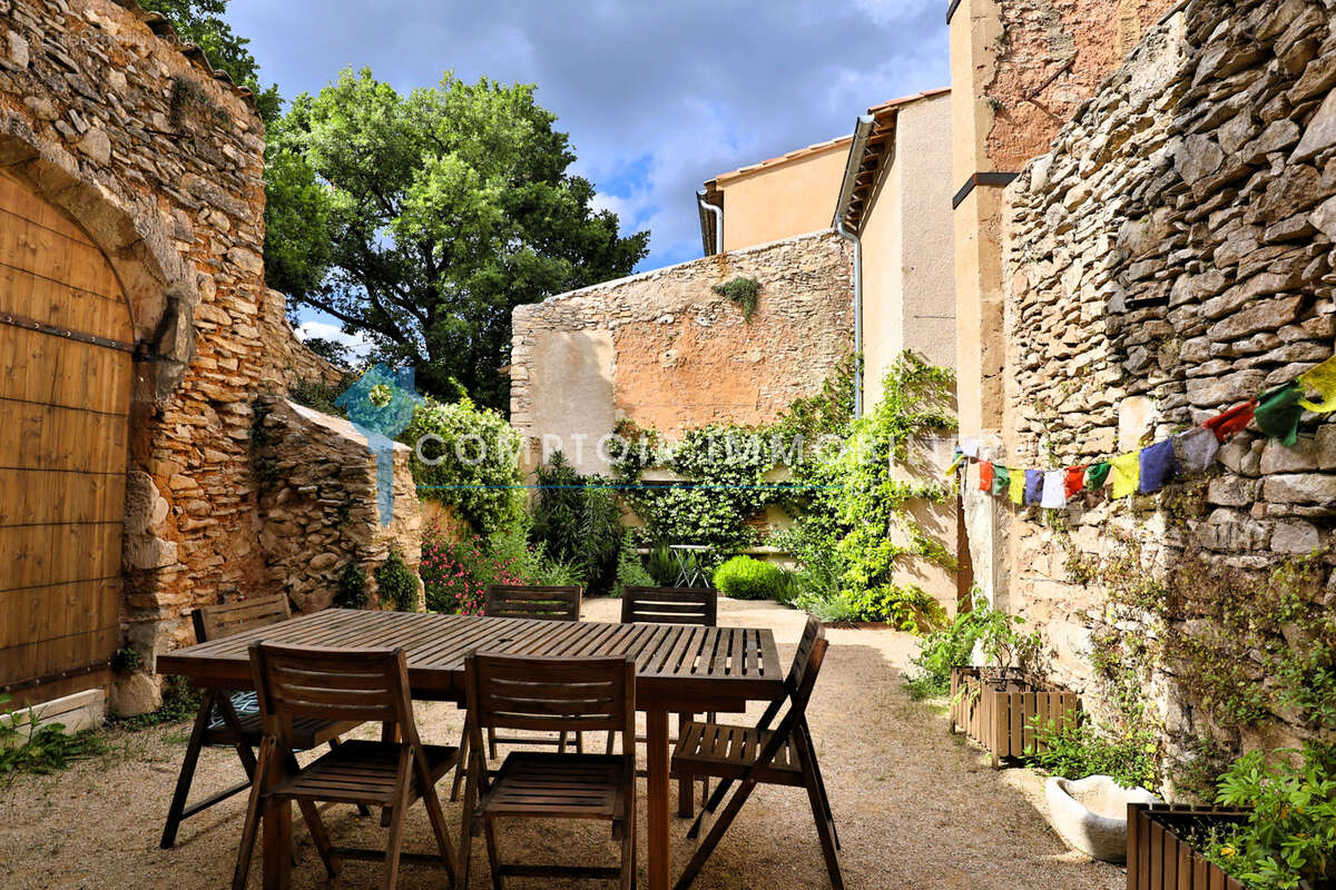 Maison à SAINT-SATURNIN-LES-APT