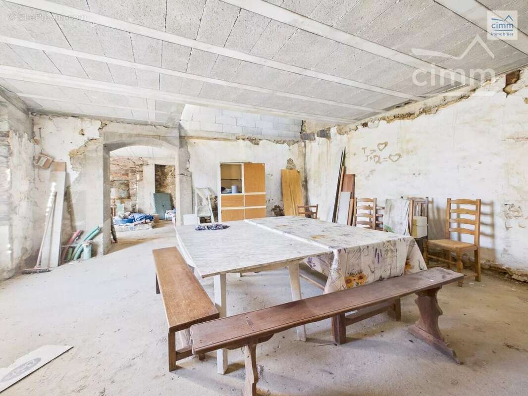 Maison à LES BRULAIS