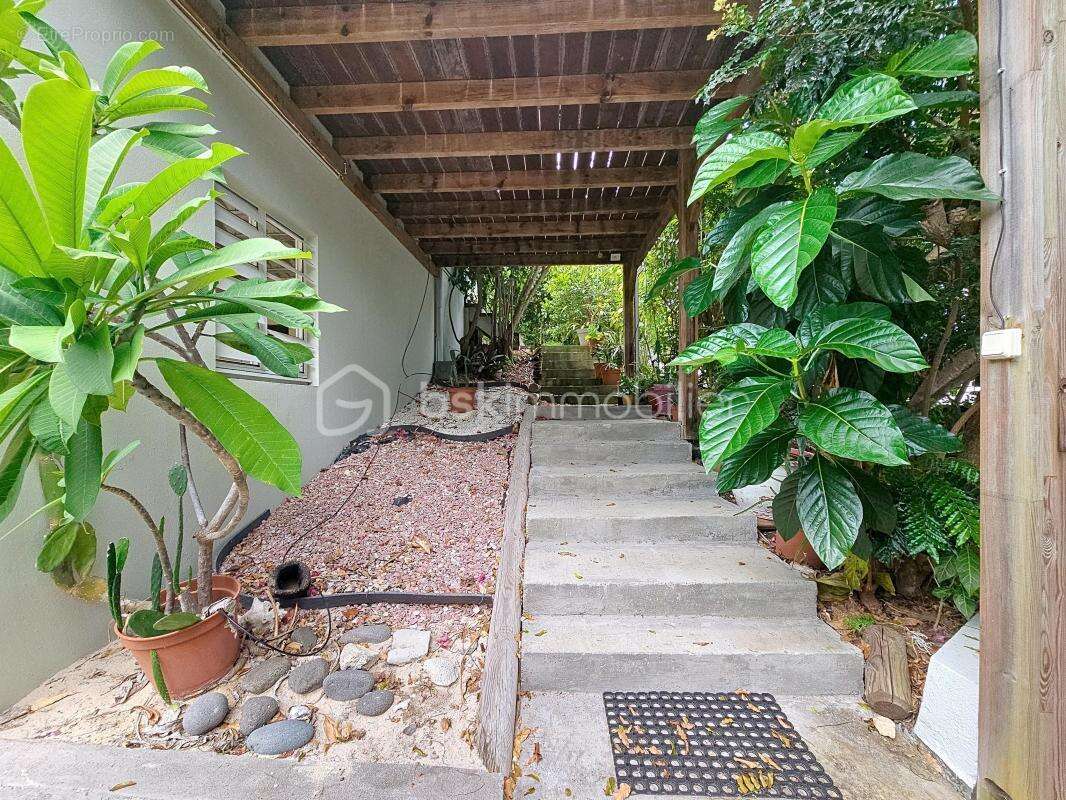 Maison à SAINTE-ANNE