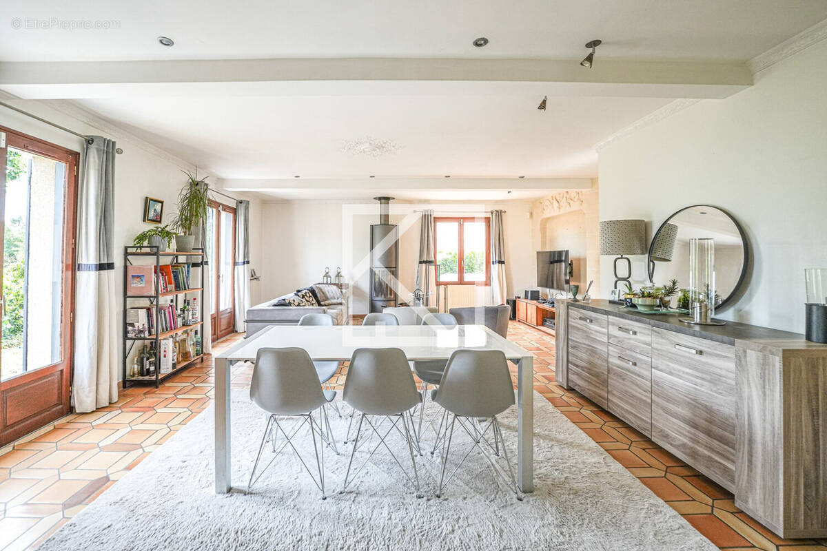 Maison à SAINTE-GEMMES-SUR-LOIRE