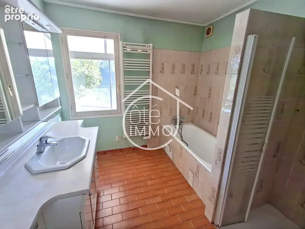 SAINT-CAPRAISE-DE-LALINDE : Propriété de charme en bord de Dordogne de 134 m², cadre de vie exceptionnel - photo 6