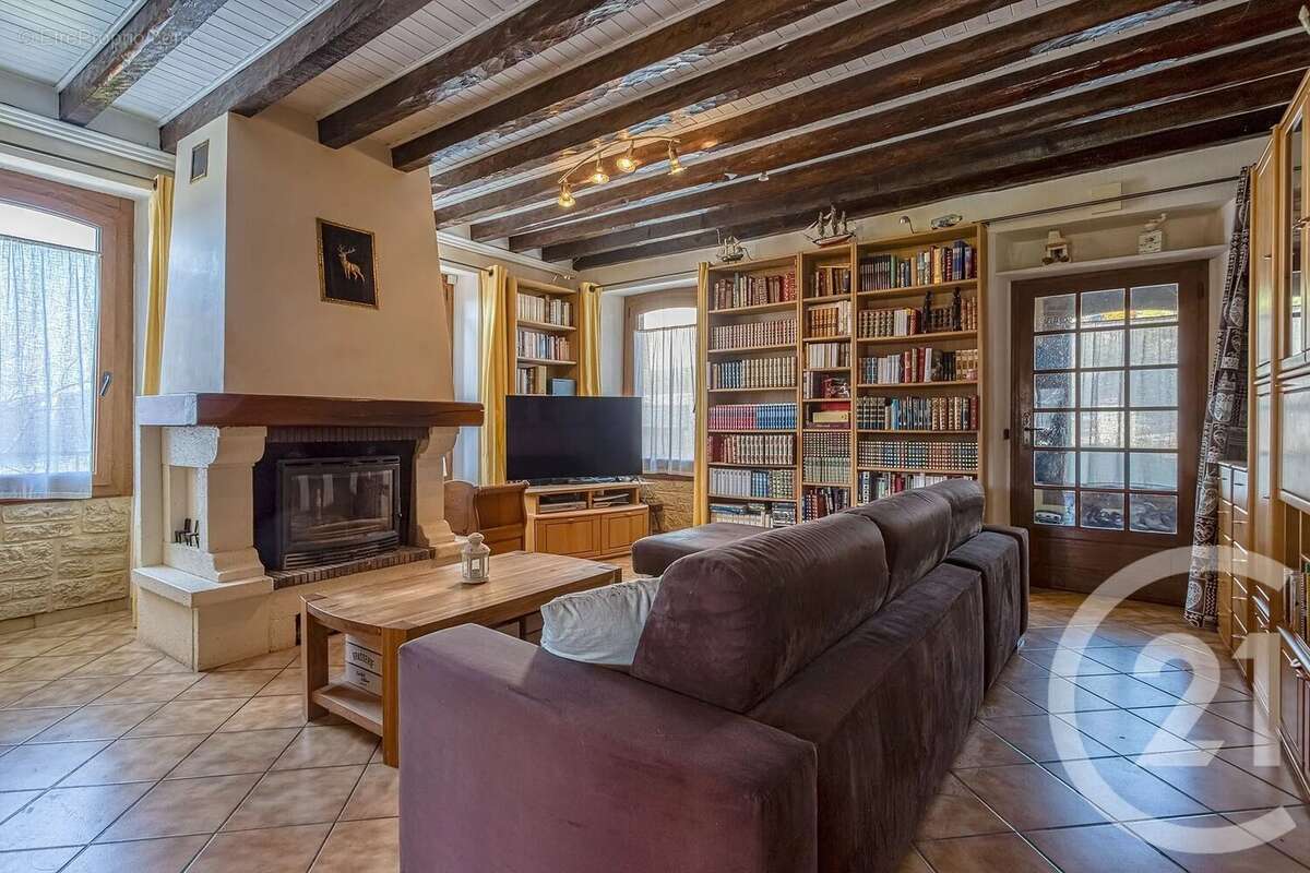 Maison à SAINT-EUSEBE