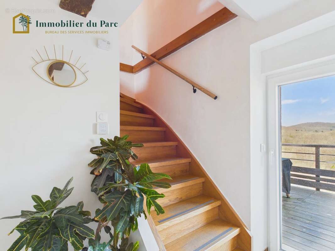 Maison à FRAHIER-ET-CHATEBIER