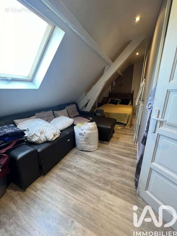 Photo 9 - Maison à SAINT-REMY-EN-ROLLAT