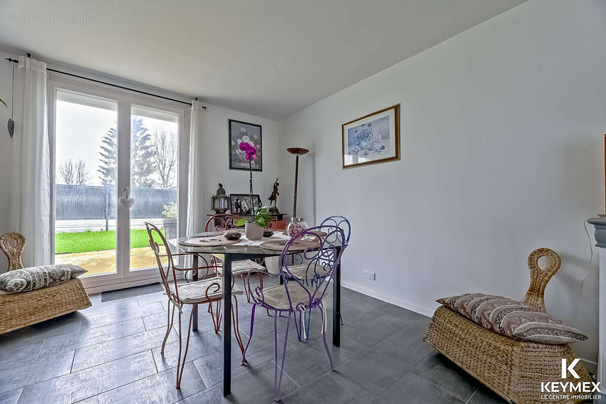 Maison à MERIEL