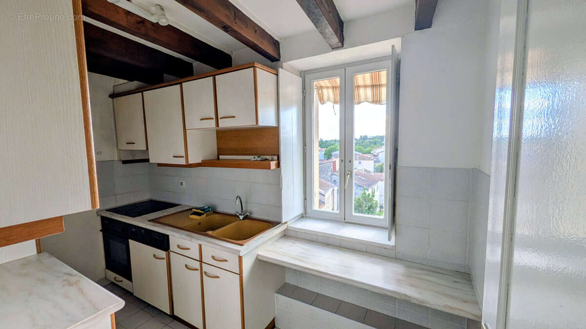 Appartement à BOURG-DE-PEAGE