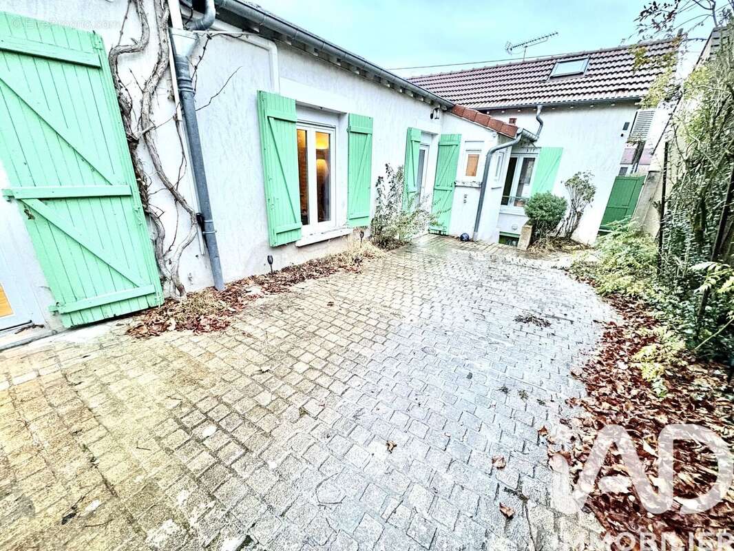 Photo 2 - Maison à PIERRELAYE