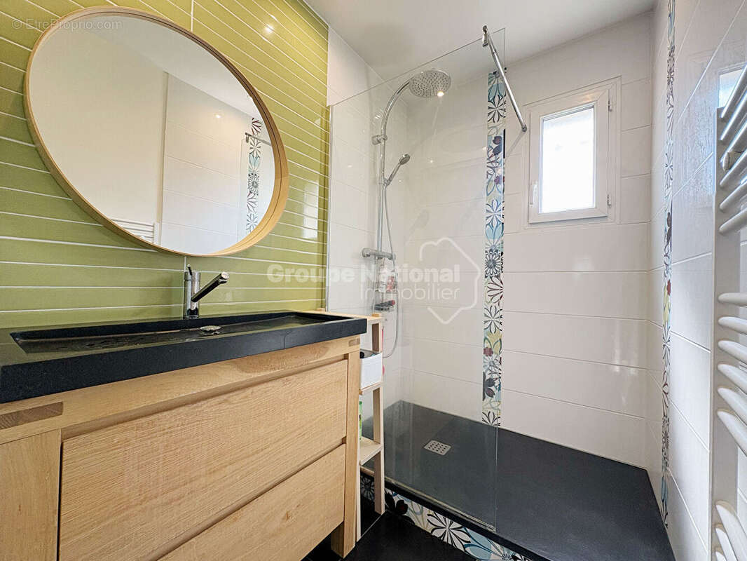 Maison t4 -  lamanon - photo 10
