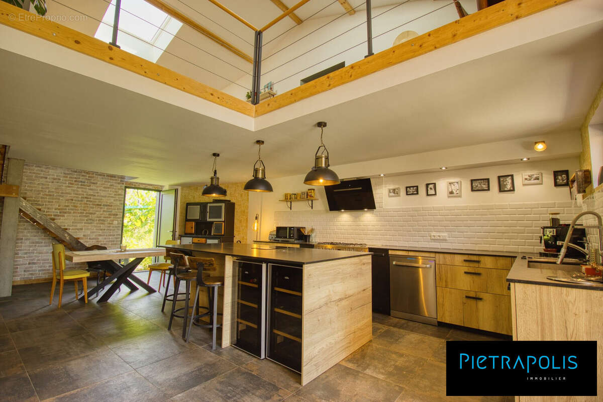 Maison 13 pièces 540 m² à vendre à Macon (71000) - photo 7