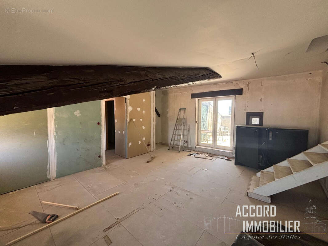 Appartement à PUISSALICON