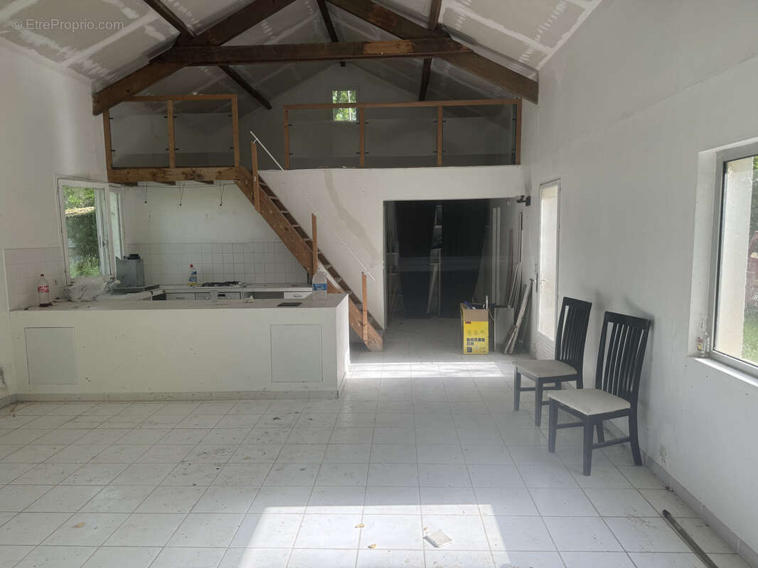 Maison à CHAMBEUGLE