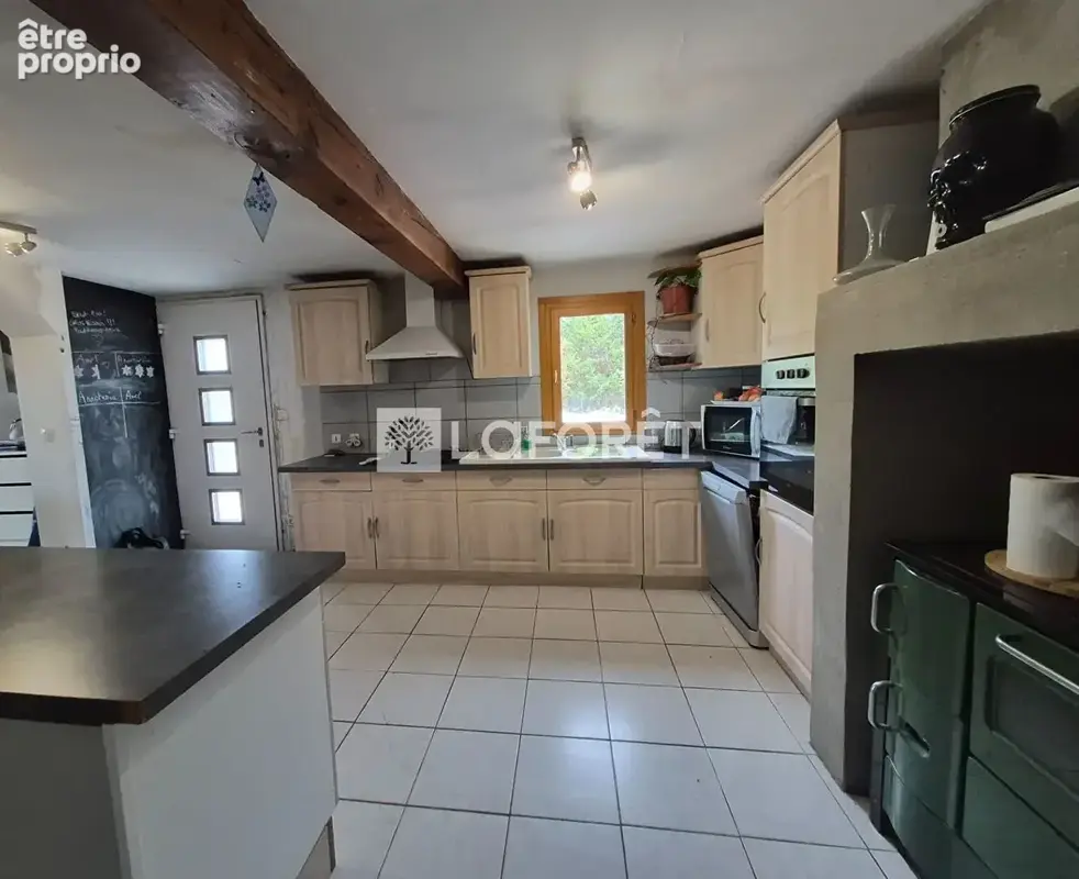 Maison familiale avec 3 chambres, piscine, étang, garage au calme - photo 2