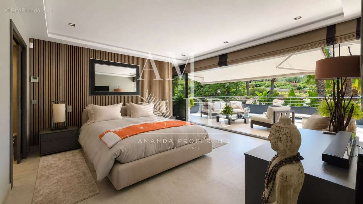 Maison à MOUGINS