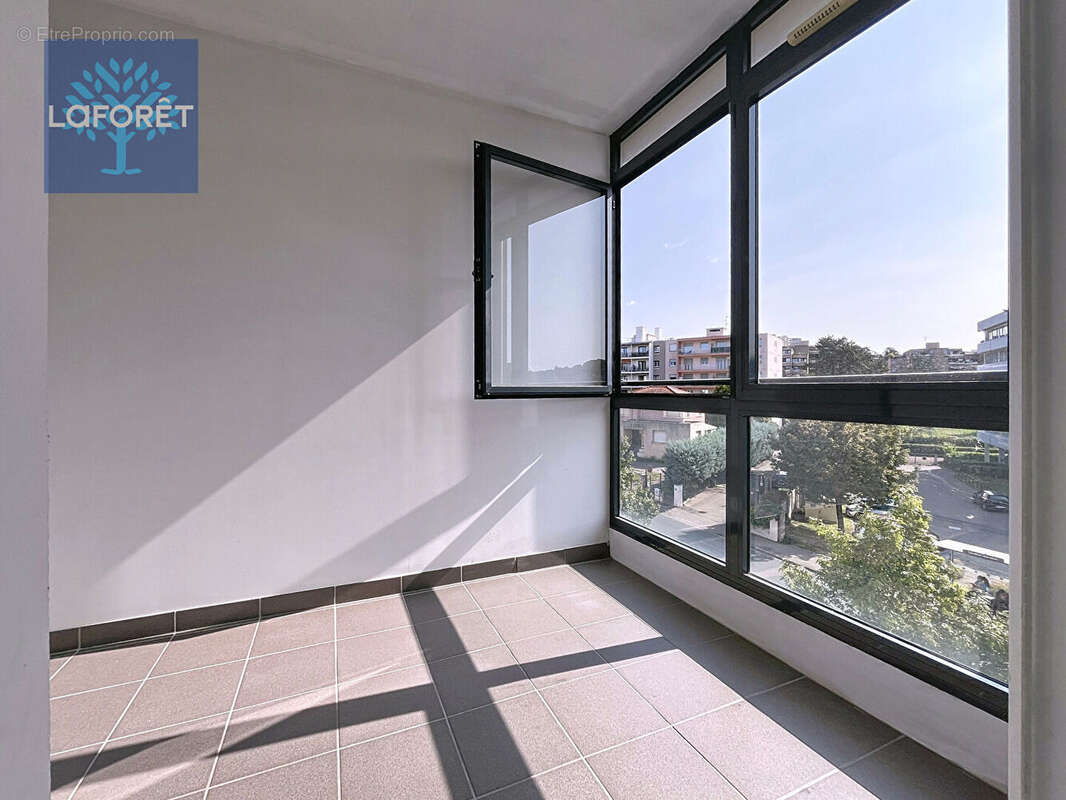 Appartement à TASSIN-LA-DEMI-LUNE