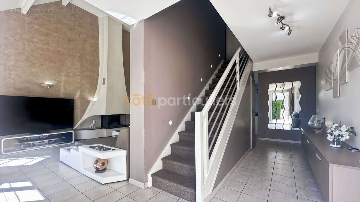 Servon - belle maison familiale avec piscine - photo 3