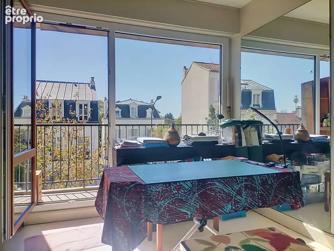 Fontenay Village / Bois : Studio 31 m² + balcon plein Sud - photo 5