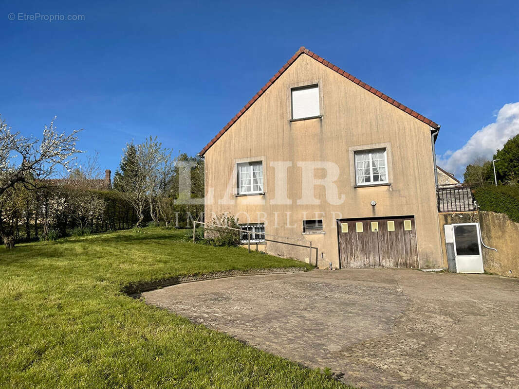 Maison à MORTAGNE-AU-PERCHE