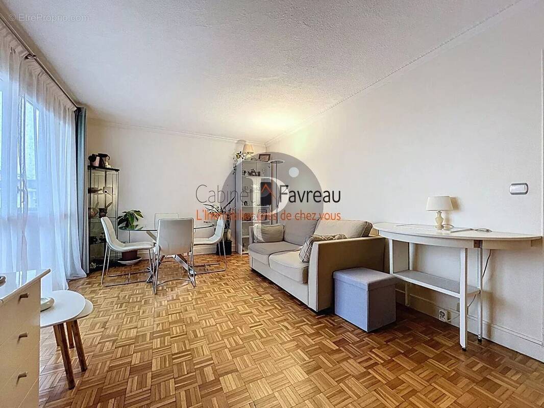 Appartement à VILLEJUIF