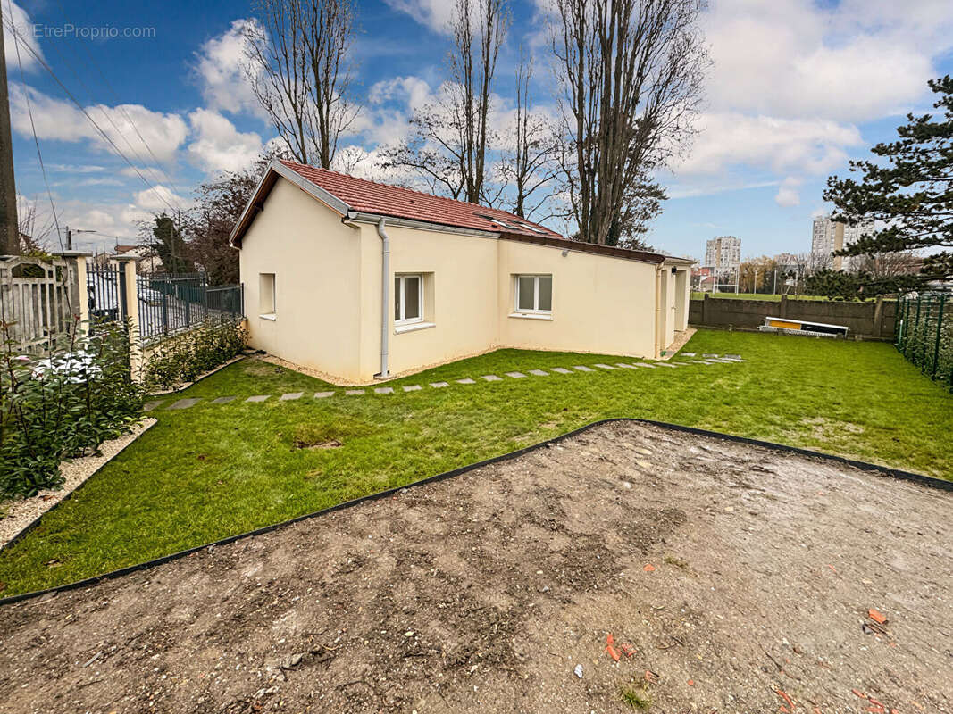 Maison à ROSNY-SOUS-BOIS