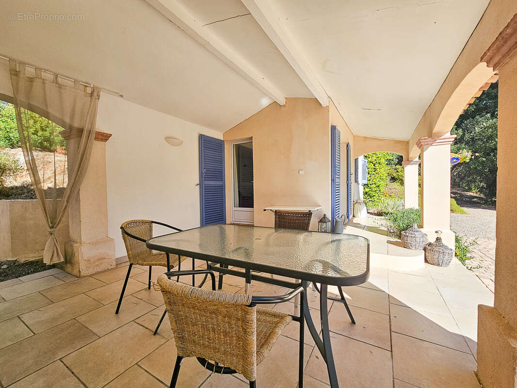 Maison à LORGUES
